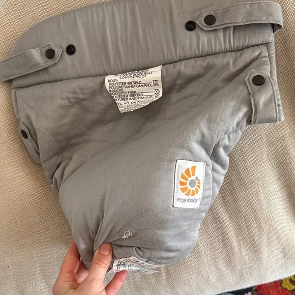 Ergobaby 360 - Picture 5 of 7